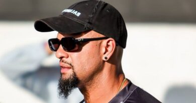Felipe Melo comemora vitória do Americano no Tribunal: “Não vão ganhar na sacanagem”