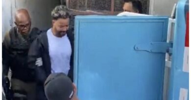 Hytalo Santos deixa cadeia em Carapicuíba chorando; ele e marido são transferidos